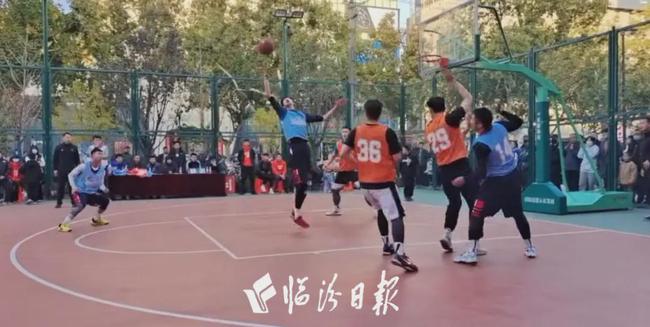 罗尼最新日常故事，篮球场上的欢乐时光与友情的温暖