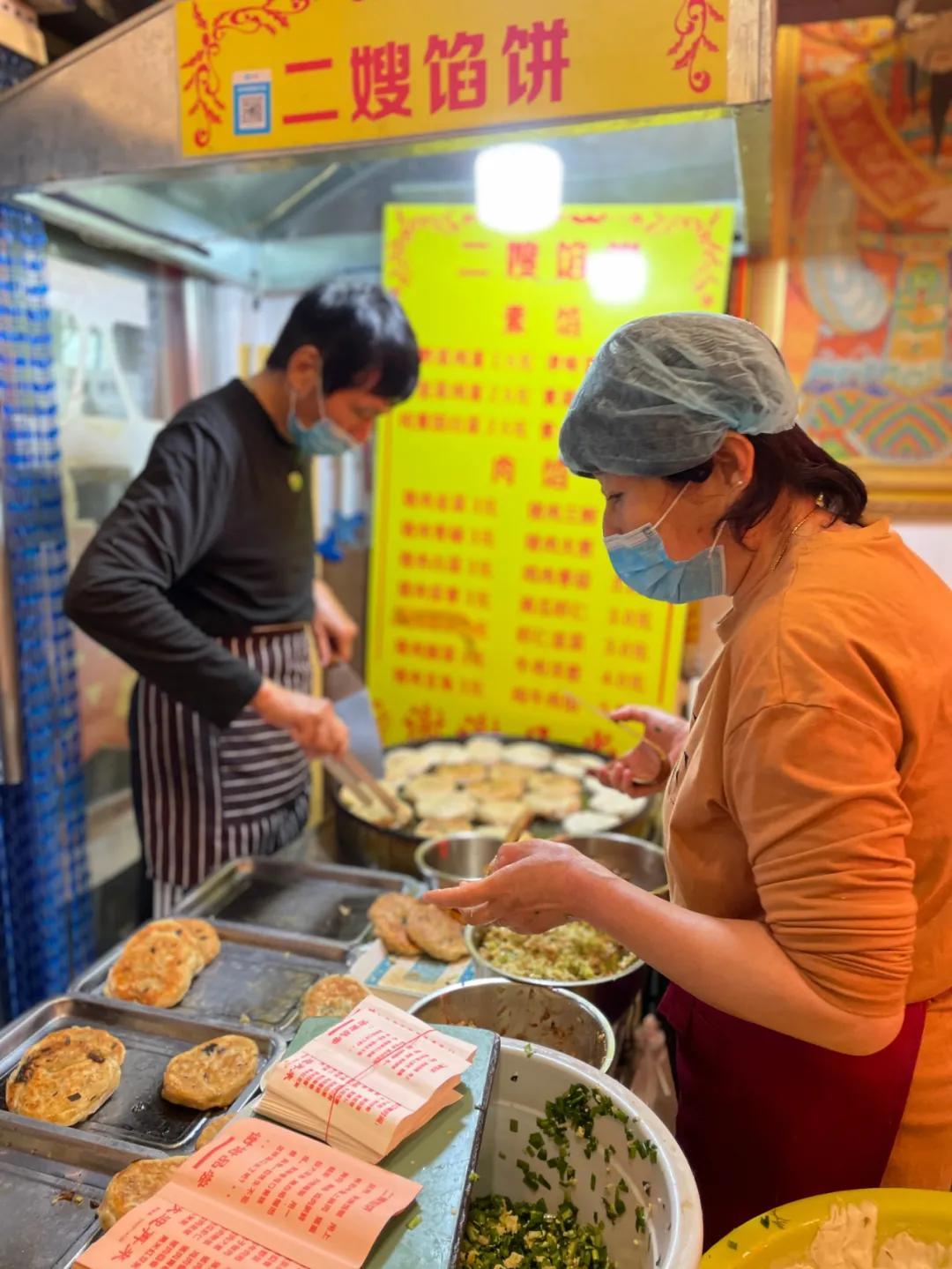 烧脑悬疑电视剧，小巷深处的神秘小店之谜