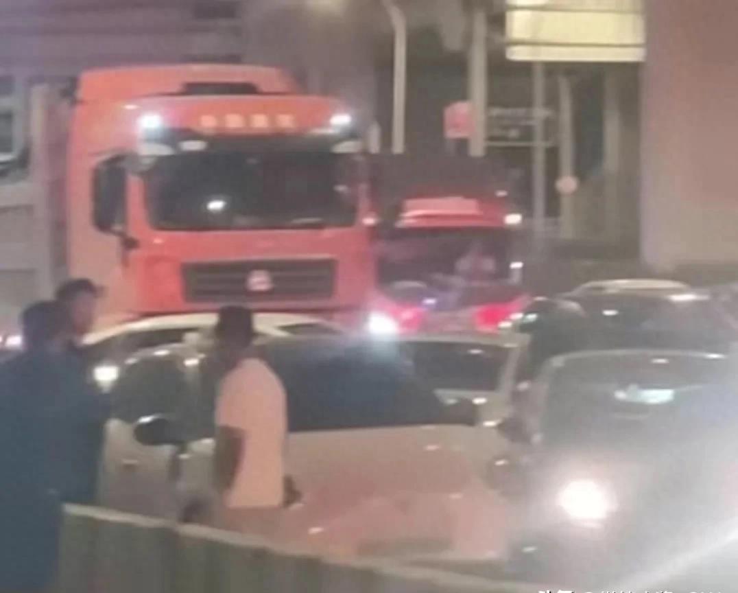 重庆车祸背后的力量，励志故事见证变化、自信与成长