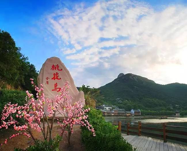 乔良最新，自然美景的治愈之旅探索