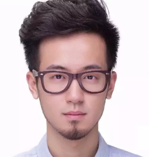 王俊凯最新微博动态，聚焦明星生活的精彩瞬间
