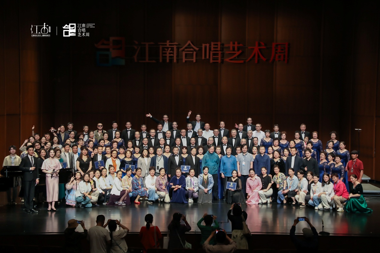 现代合唱艺术的魅力革新与探索之旅
