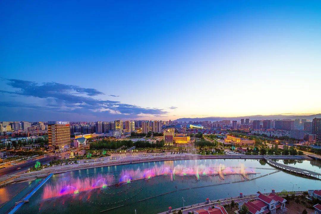 呼市最新新闻，城市温情与友情的动人瞬间