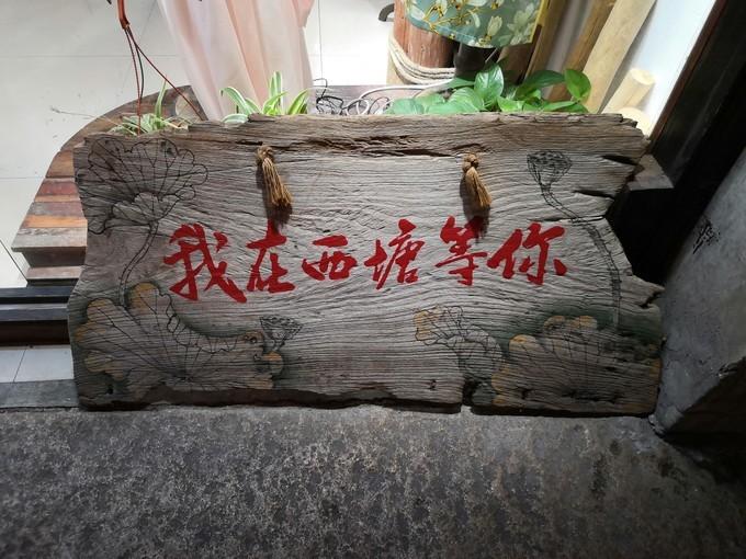 AE最新版下载，小巷深处的宝藏与特色小店的奇妙邂逅