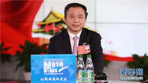 闫虹访谈最新,小巷深处的独特风味揭秘