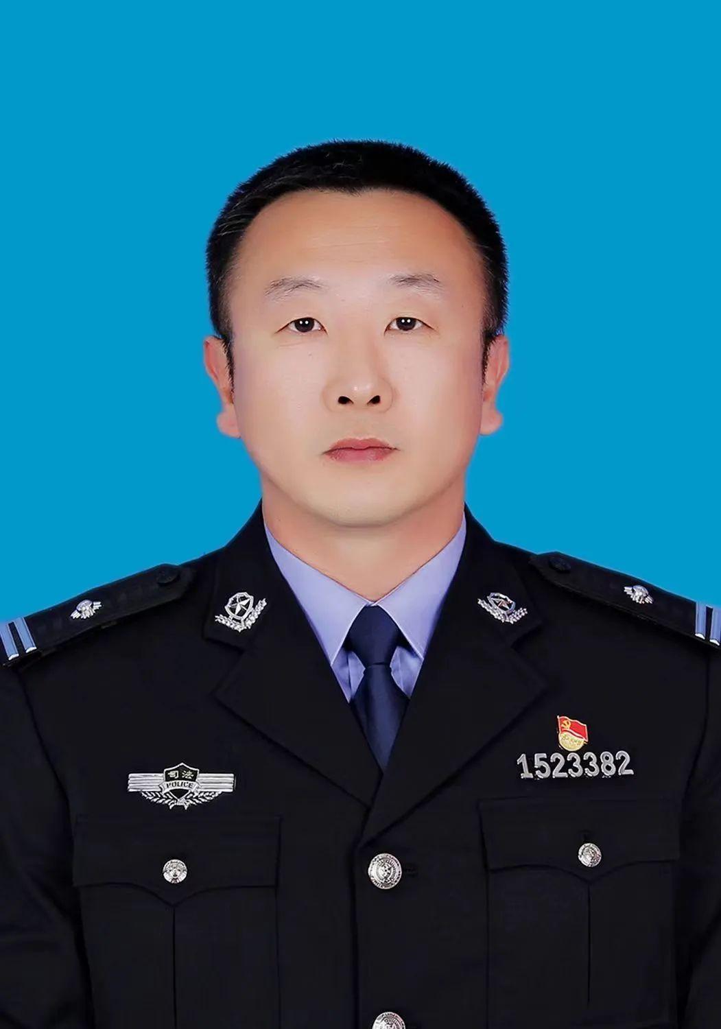 最新款鞋子,自信与成就之路,与时俱进的力量