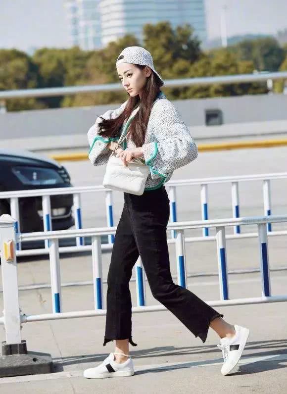 明星最新街拍2017,时尚之旅见证变化、自信与成就感