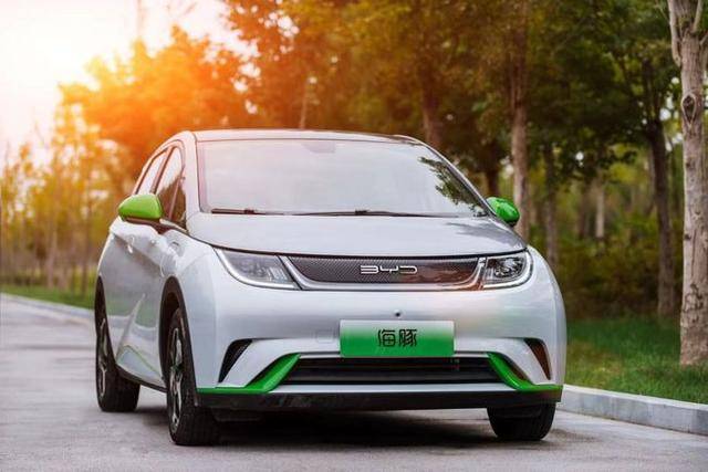 比亚迪最新电动汽车购买、了解与使用指南,适合初学者与进阶用户参考