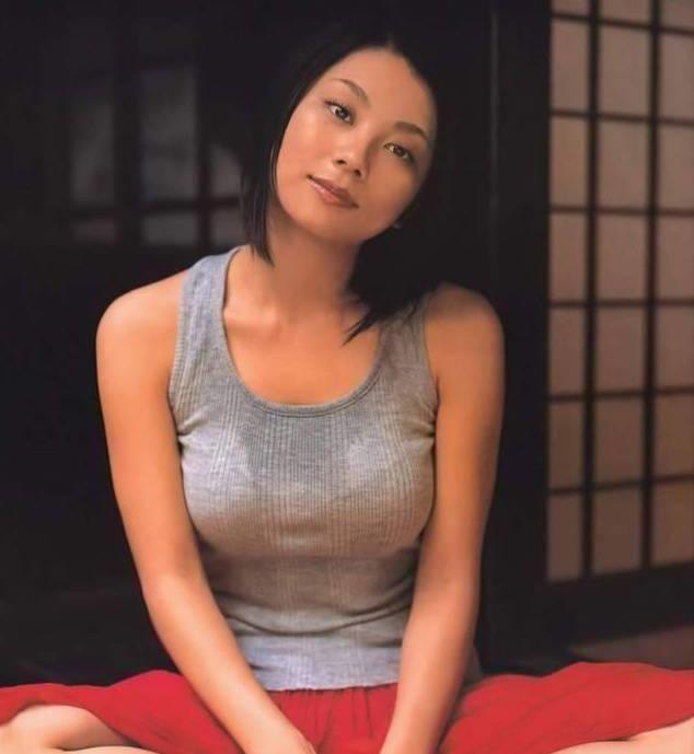 赵丽颖,星光璀璨,励志前行,自信力量的蜕变之路