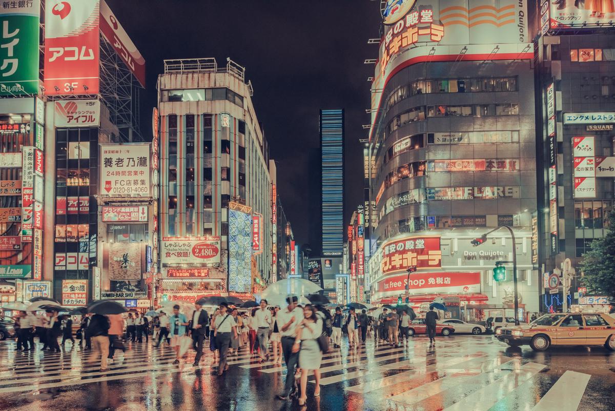 东京热最新视频揭秘,小巷深处的独特风情与一家特色小店的探索之旅!