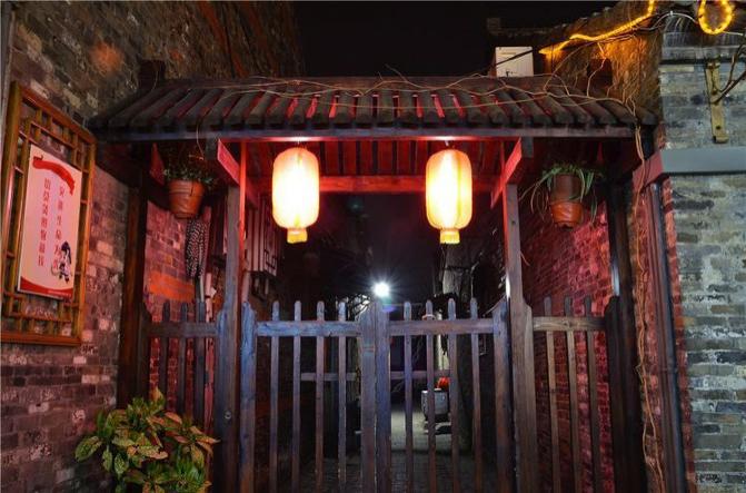 小巷深处的独特风味,即时新闻最新消息报道